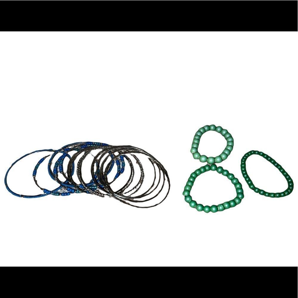Mixed Lot of 16 Bracelets Bangles Beaded Green Blue Silver EUC